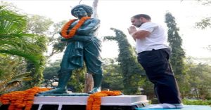 Bharat Jodo Nyay Yatra: राहुल गांधी ने बिरसा मुंडा को श्रद्धांजलि अर्पित की
