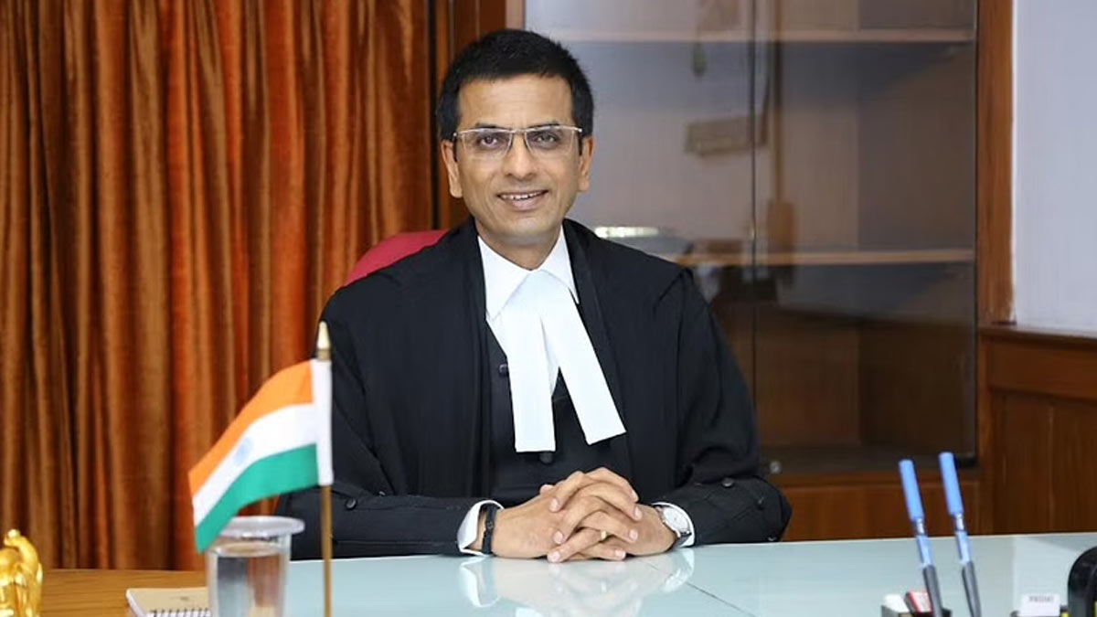 CJI DY Chandrachud mercedes car number plate 