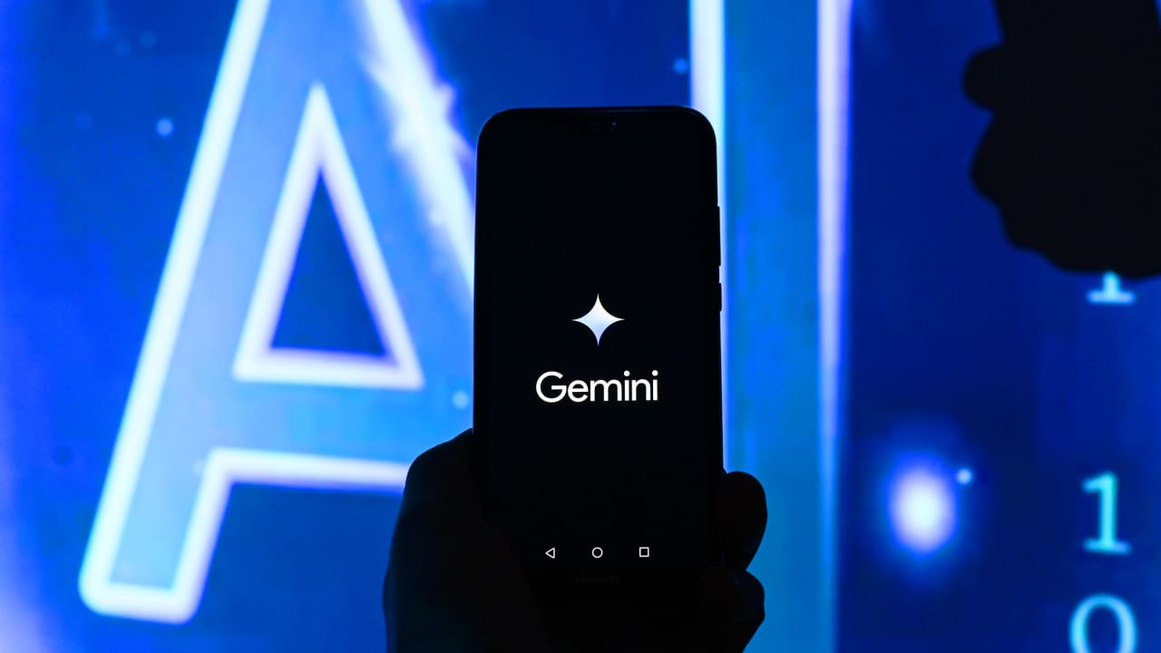 p 1 91025650 google begins to flex its gemini muscle