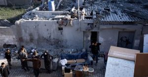 गाजा में जारी है इजरायली कार्रवाई, ताजा हमले में 67 फलस्तीनियों की मौत