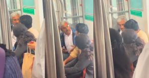 Viral Video: ‘मेरे सिर पर बैठोगे…’ दिल्ली मेट्रो में दो यात्रियों के बीच फिर हुआ बवाल