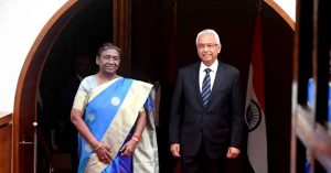 राष्ट्रपति मुर्मू ने विदेश में भारत और मॉरीशस के बीच समझौता ज्ञापनों पर हस्ताक्षर किए