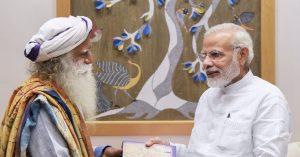 प्रधानमंत्री नरेंद्र मोदी ने सद्गुरु जग्गी वासुदेव से बात की