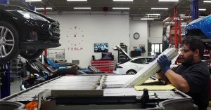 Tesla Battery Service : टेस्‍ला पावर का बड़ा ऐलान, भारत में कम कीमत पर बेचेगी बैटरी