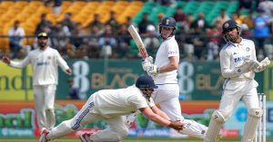 Ind vs Eng: Kuldeep और Ashwin ने England को 218 रन पर समेटा, भारत मजबूत