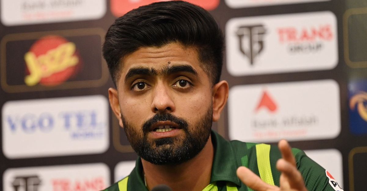 PAK vs NZ : T20 सीरीज में पाकिस्तान की हार, सोशल मीडिया पर बना बाबर आजम का मजाक