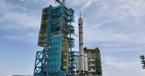 Shenzhou-18: चीन अपने अंतरिक्ष यान शेनझोउ-18 को चालक दल के साथ आज करेगा लॉन्च