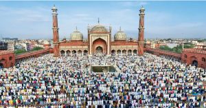 Delhi: देशभर में ईद की धूम, निज़ामुद्दीन और जामा मस्जिद में उत्सव का माहौल