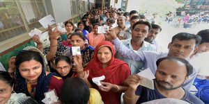गौतमबुद्धनगर में दोपहर 3 बजे तक सिर्फ 44.08 फीसदी हुई वोटिंग