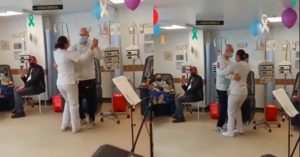 Nurse dances with cancer patient to cheer him up