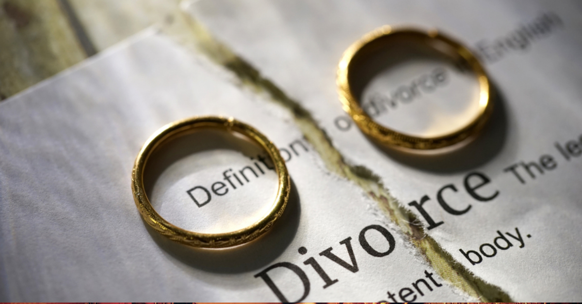 Viral Divorce Photoshoot
