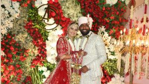 Aati Singh Wedding:गोविंदा की भांजी आरती ने बॉयफ्रेंड दीपक संग रचाई शादी, वेडिंग की तस्वीरें हुई वायरल