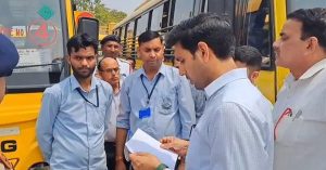 Haryana में निजी स्कूल बसों के खिलाफ कार्रवाई, दो निजी वाहन जब्त