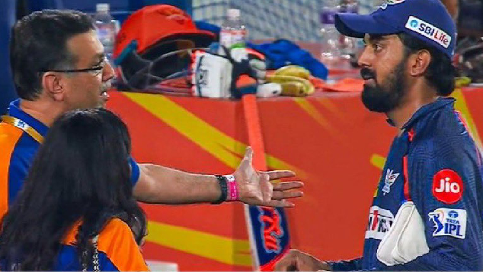 KL Rahul and Sanjiv Goenka