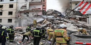 रूस के बेलगोरोड शहर में गोलाबारी के बाद इमारत गिरने से 13 की मौत, 20 घायल