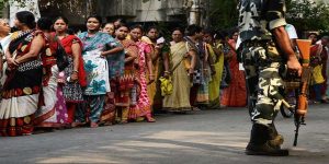 चुनाव आयोग ने बंगाल में चौथे चरण के मतदान के लिए 3,600 से अधिक मतदान केंद्रों को बताया संवेदनशील