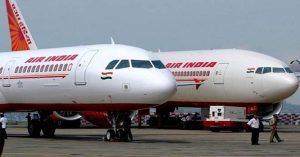 Air India Express ने रद्द की 80 से अधिक फ्लाइट्स, अचानक छुट्टी पर गए 300 क्रू मेंबर्स