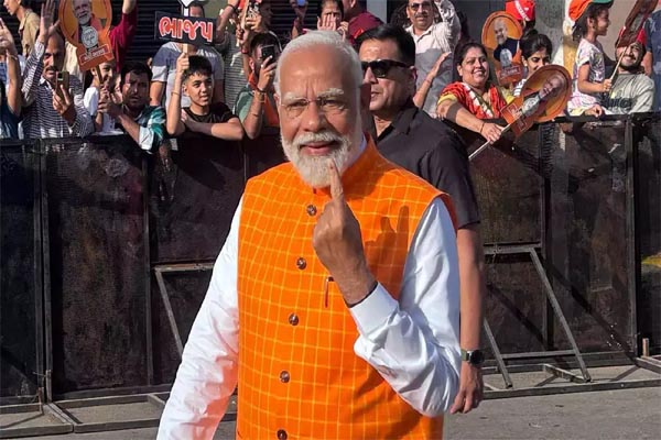 pm modi2 8