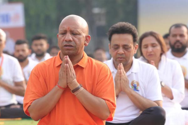 cm yogi2