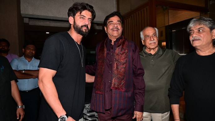 shatrughan sinha zaheer iqbal 21455871