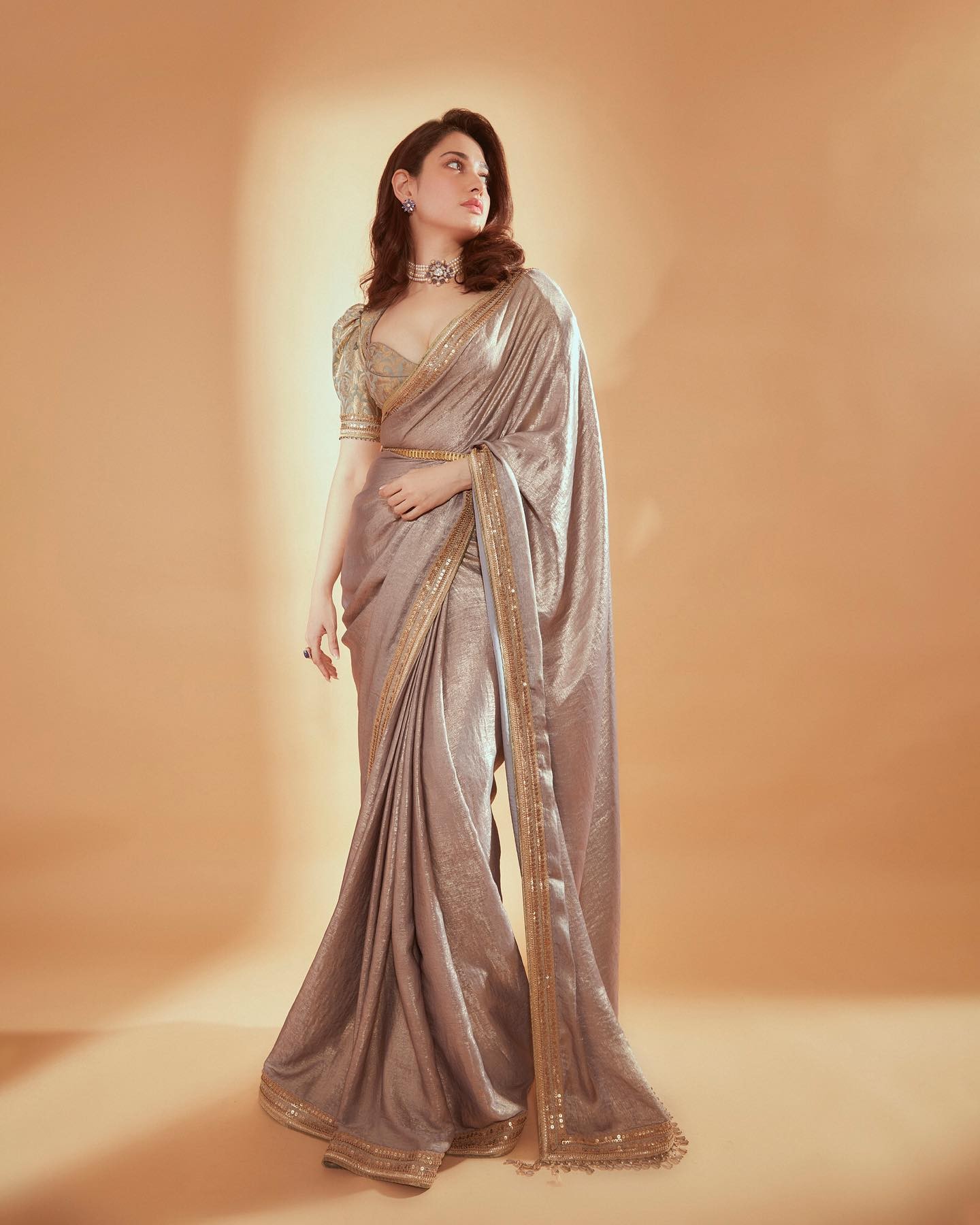 tamannaahspeaks 1666605958 2956027488429503059 1060870984