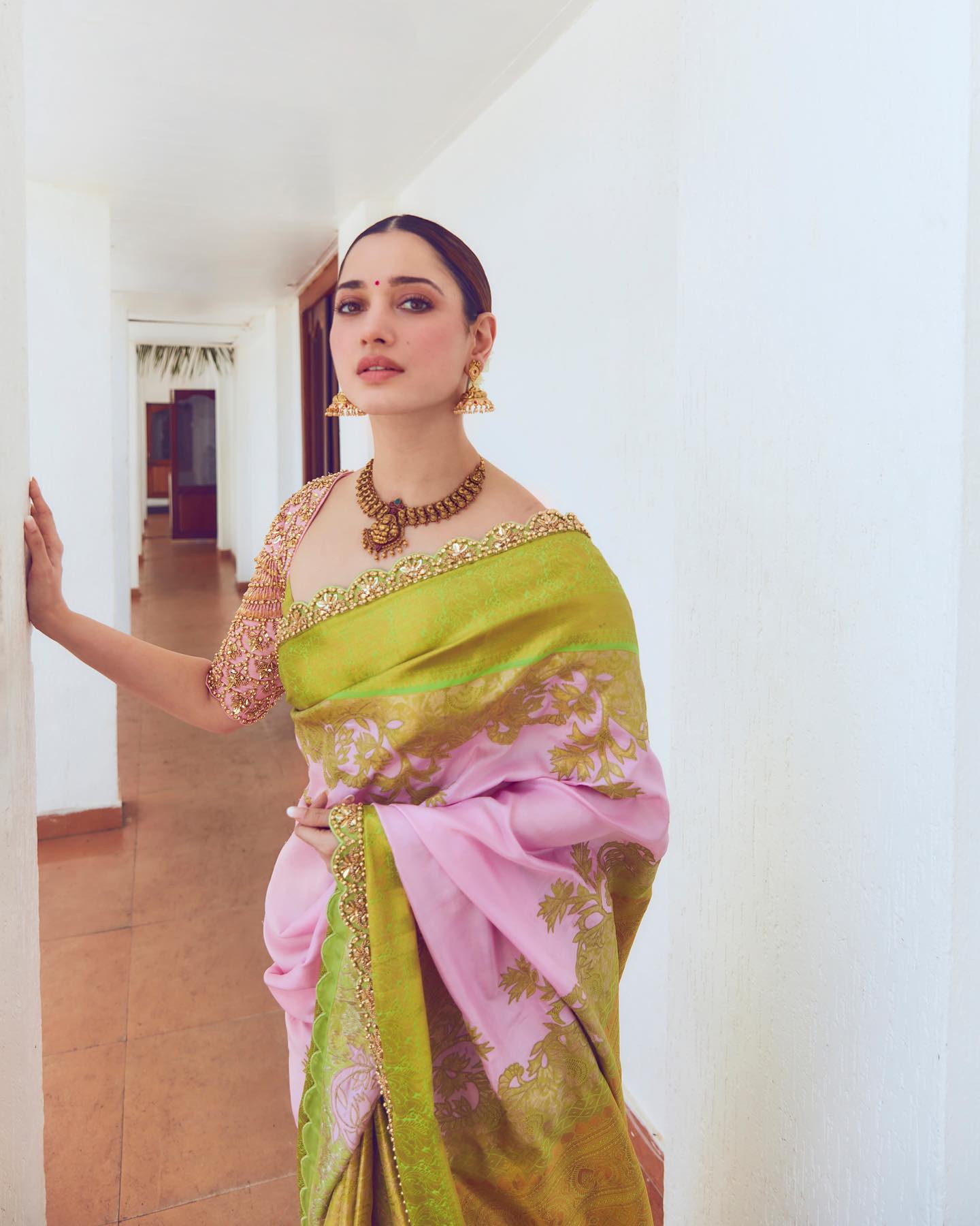 tamannaahspeaks 1691387084 3163906644016964104 1060870984