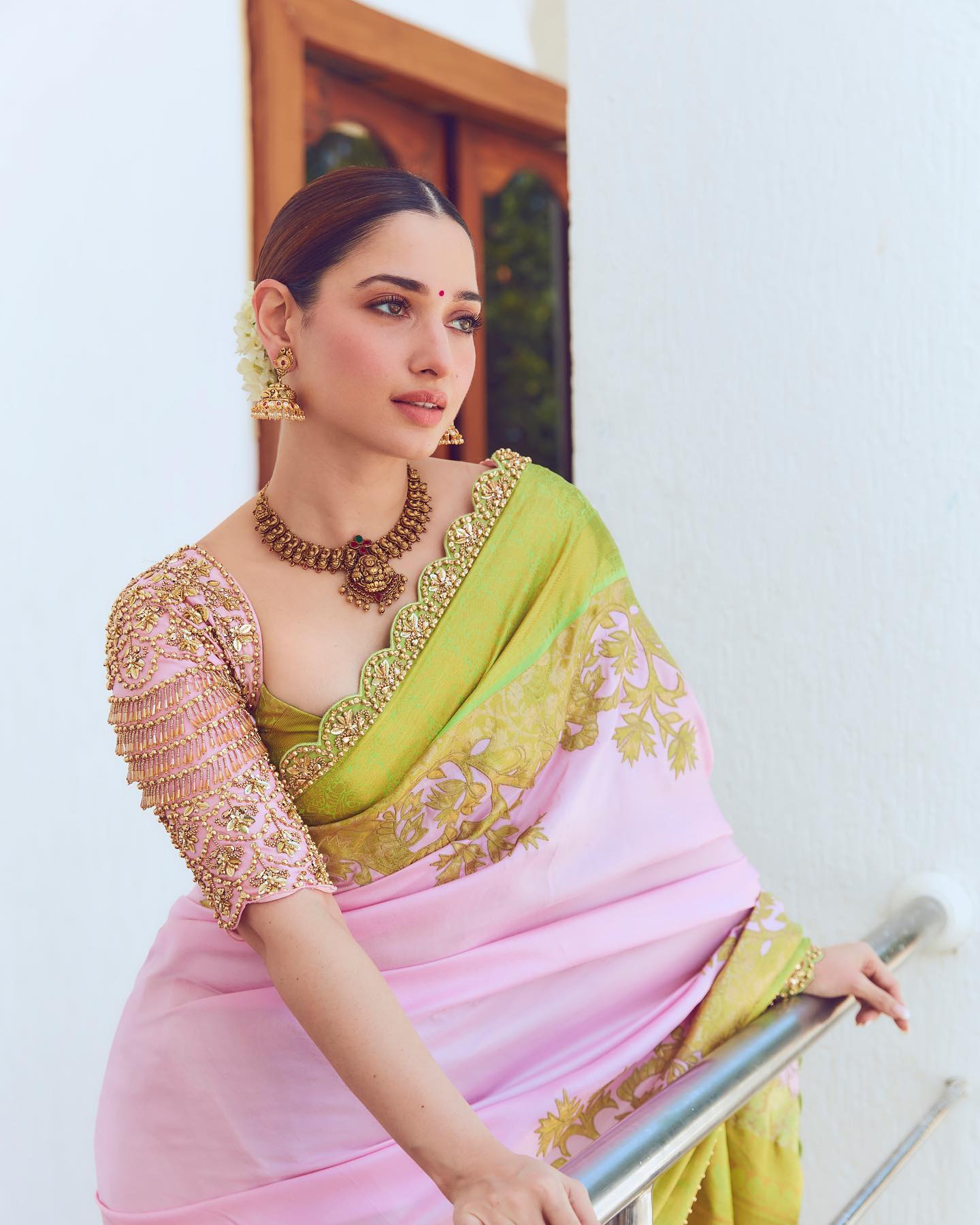 tamannaahspeaks 1691387084 3163906644017006989 1060870984