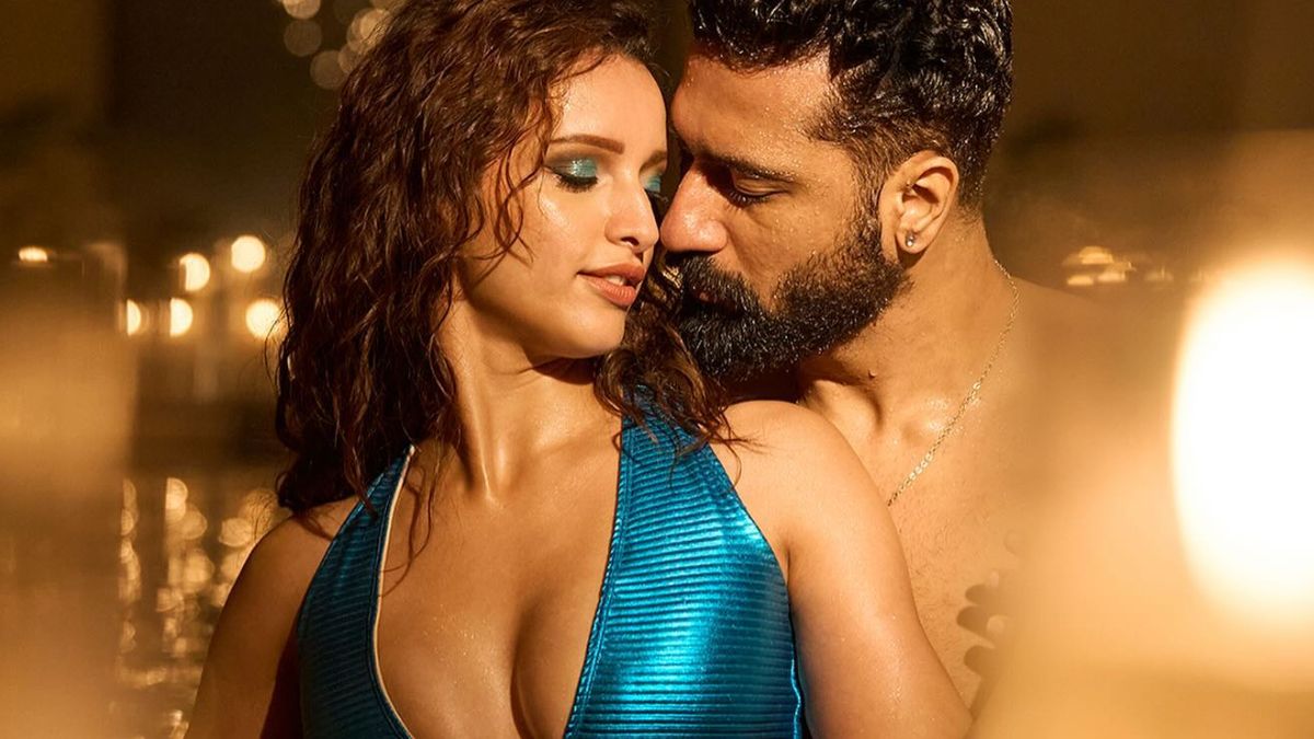 Bad Newz Advance Booking