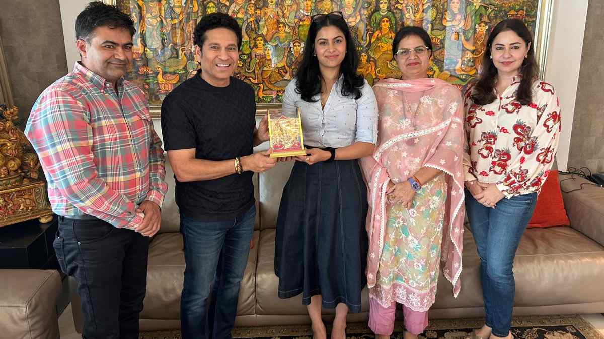 sachin tendulkar manu bhaker 1200 1725021464