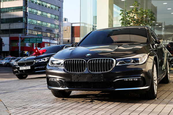 BMW8
