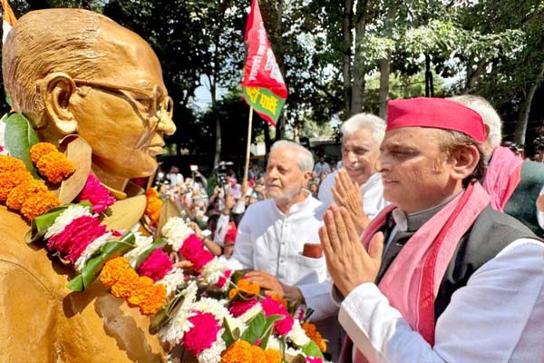 akhilesh3