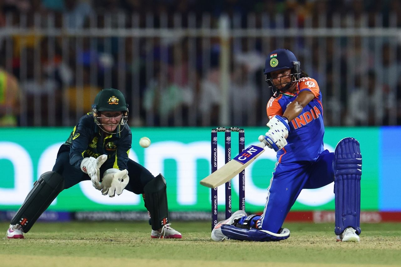 harmanpreet kaur f 1