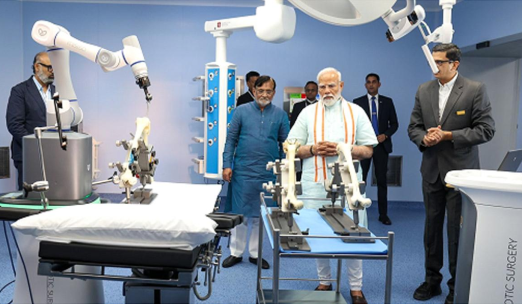भारत में स्वास्थ्य ढांचे को मजबूत करने के लिए केंद्र