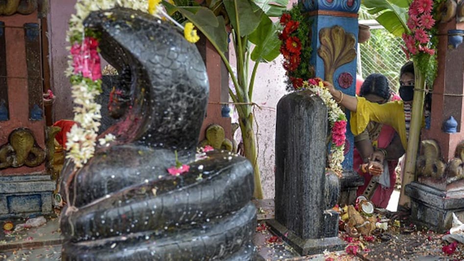 Naag Panchami Vrat Katha 2025