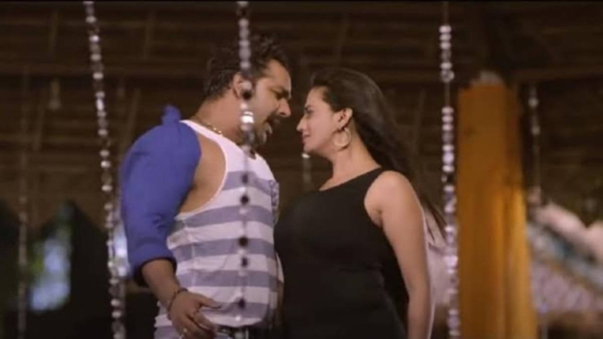 Top 5 Bhojpuri Hot Songs