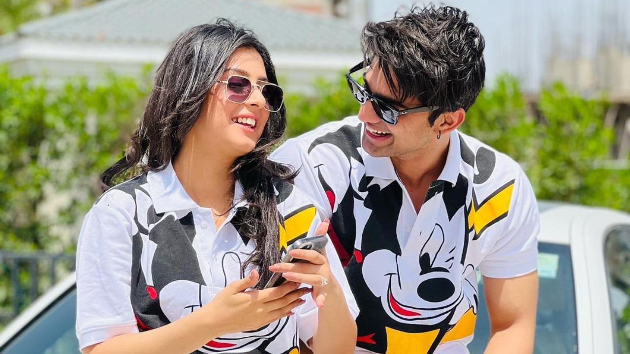 Isha-Abhishek Patch up