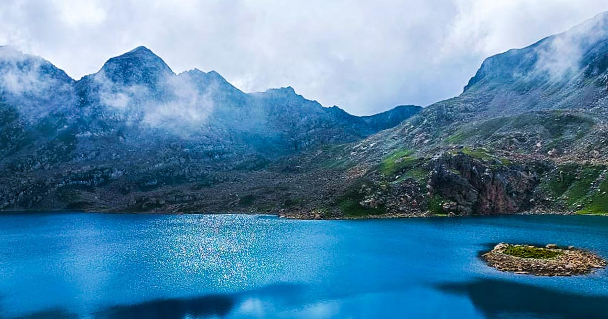 Top Trekking places in Jammu & Kashmir
