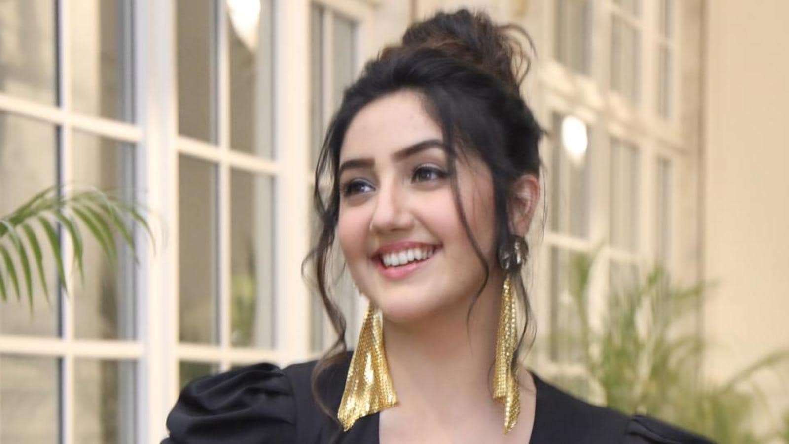 Bigg Boss19 Contestants Net Worth