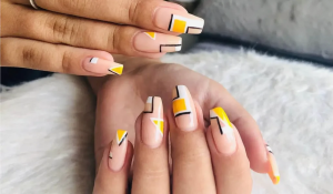 geomatric nail art