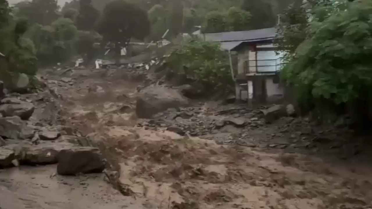 Doda Cloudburst Video