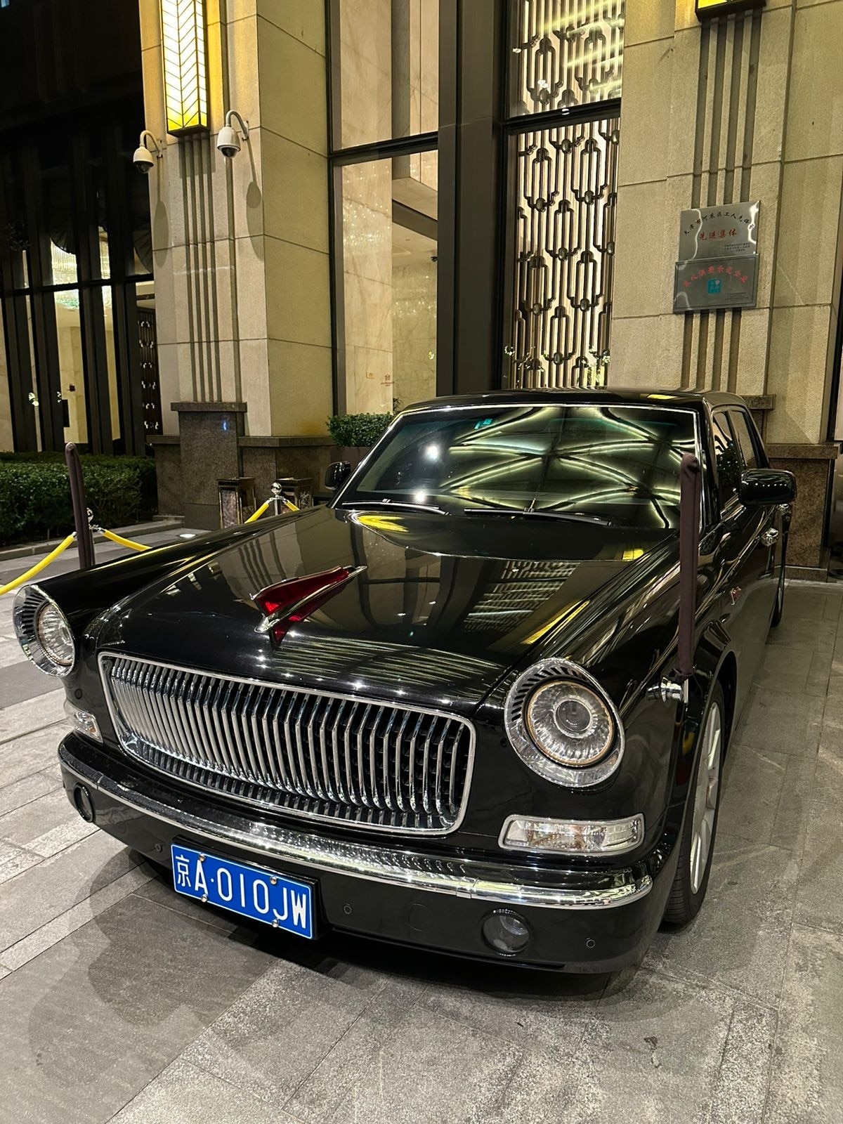 Xi Jinping Gifts Car TO Modi