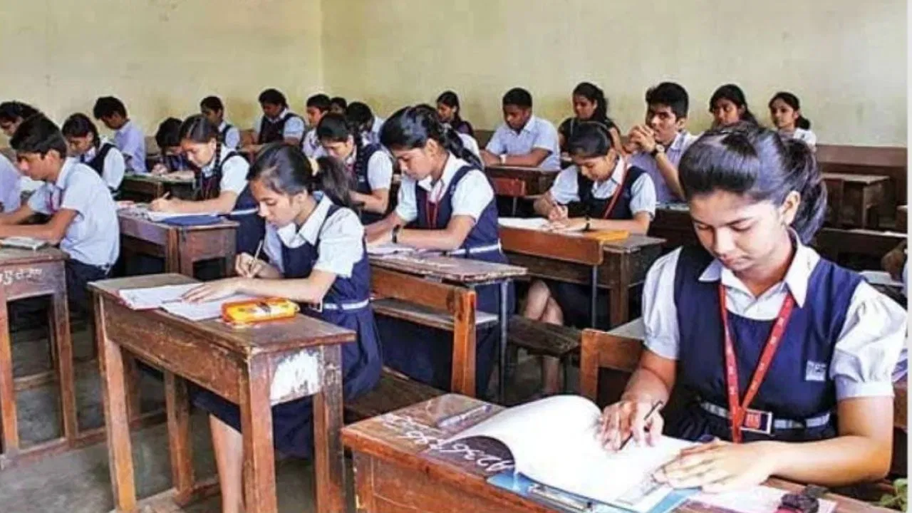 School Holiday on 25 August