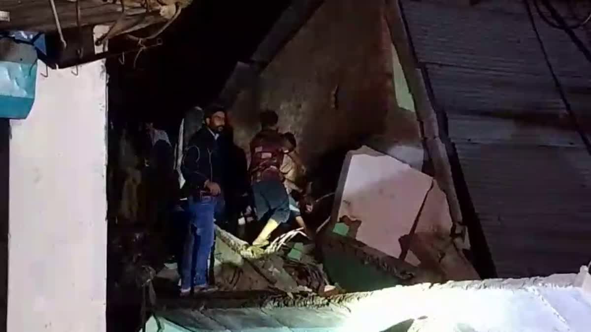 Indore Building Collapse
