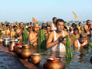 Pitru Paksha 2025 Daan
