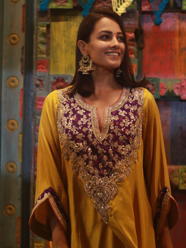 chhoriyan chali gaon में नज़र आ चुकी एक्ट्रेस anita hassanandani के traditional ऑउटफिट से लें inspiration