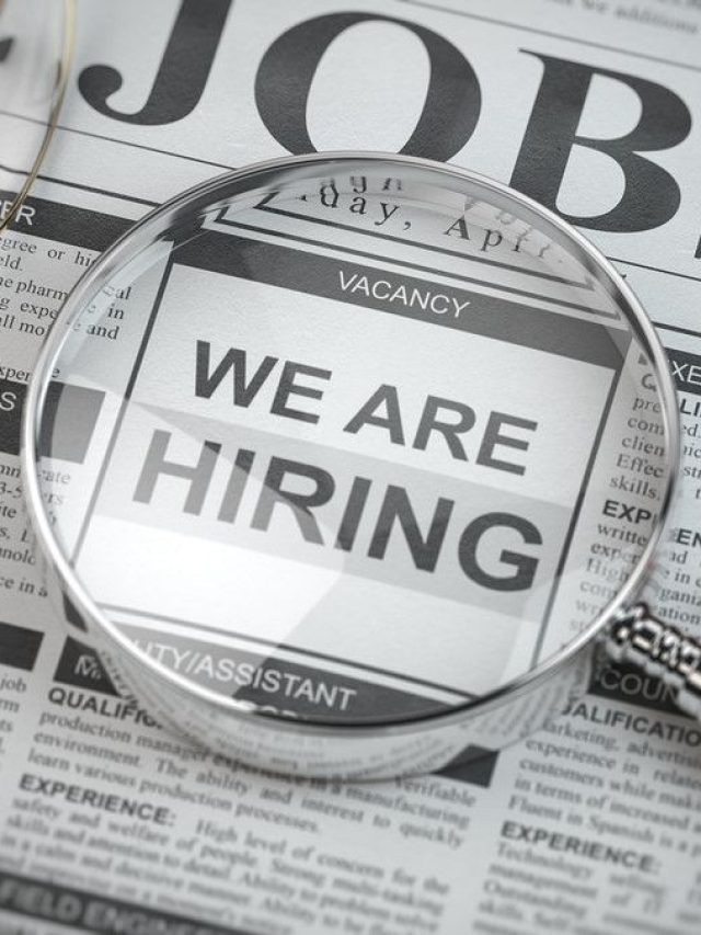 12वीं के बाद आप इन जॉब 7 के लिए कर सकते हैं तैयारी  यहां देखें लिस्ट