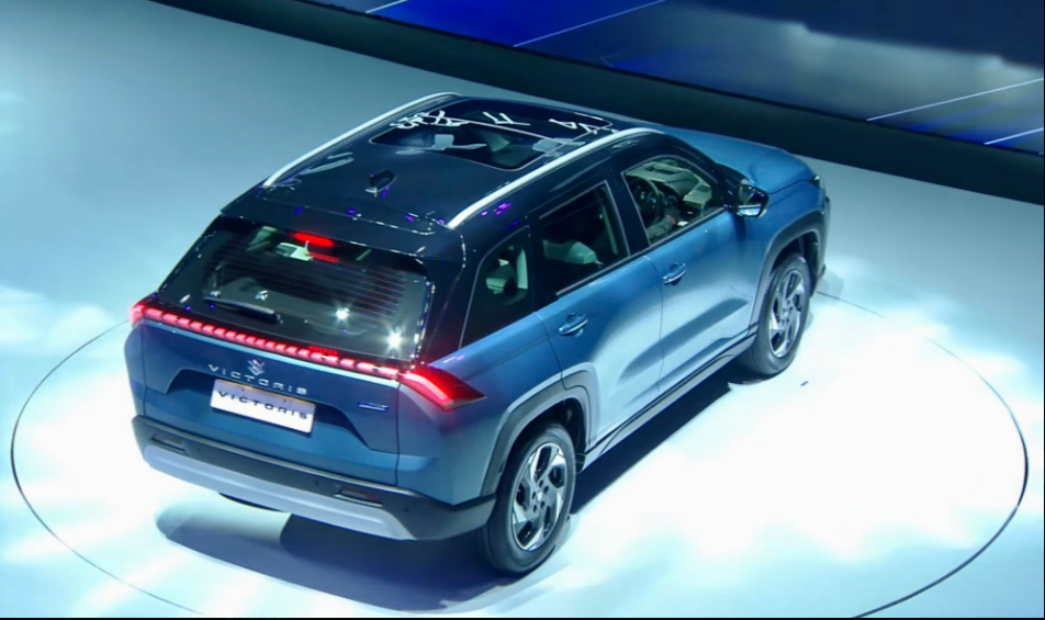 Maruti Suzuki Victoris Live