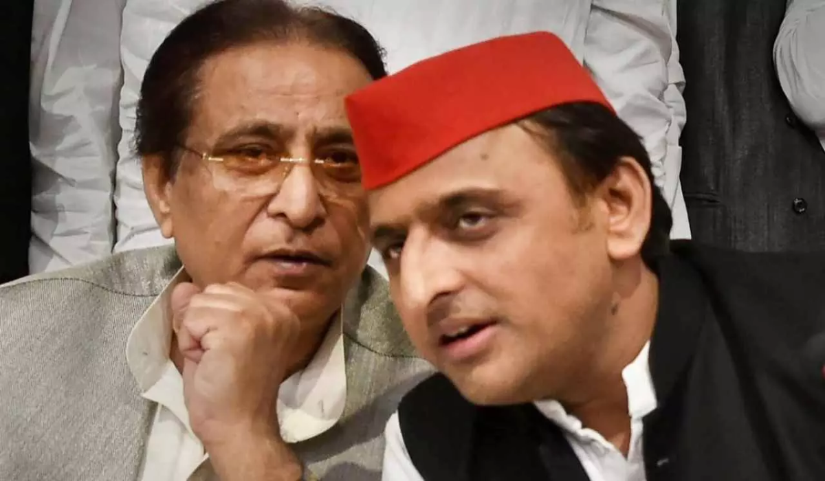Azam Khan Akhilesh Yadav Meeting