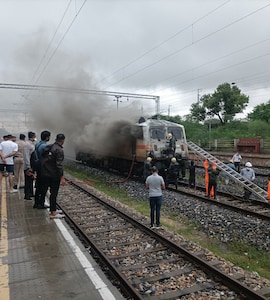 Garib Rath Express Fire (credit-sm)