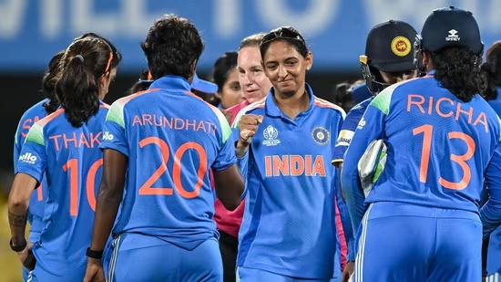 Ind W Vs Pak W Handshake